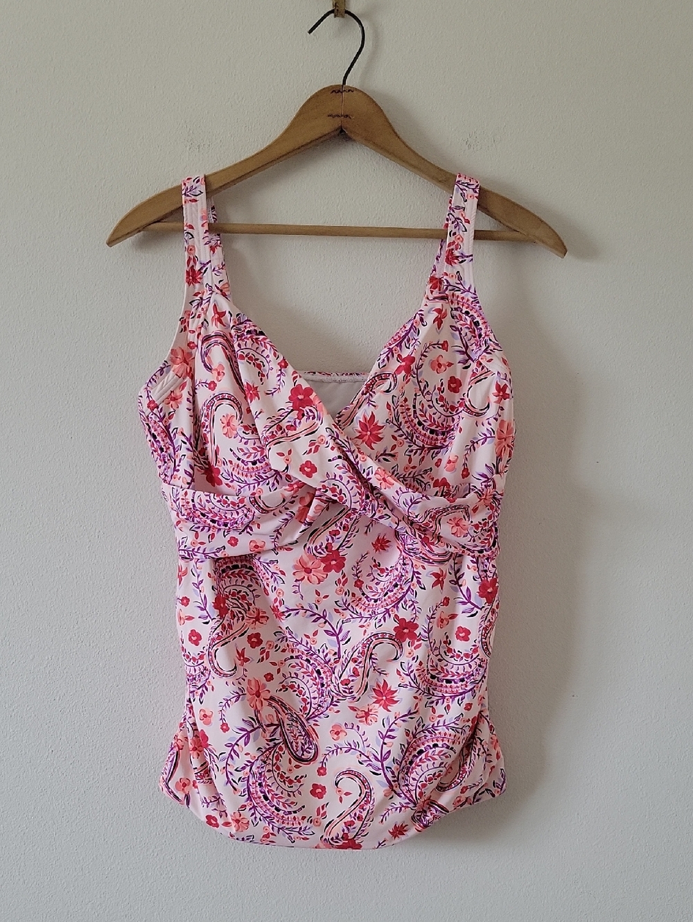 Lands' End Pink Floral Paisley Sweetheart Wrap Underwire Tankini Top Size 16